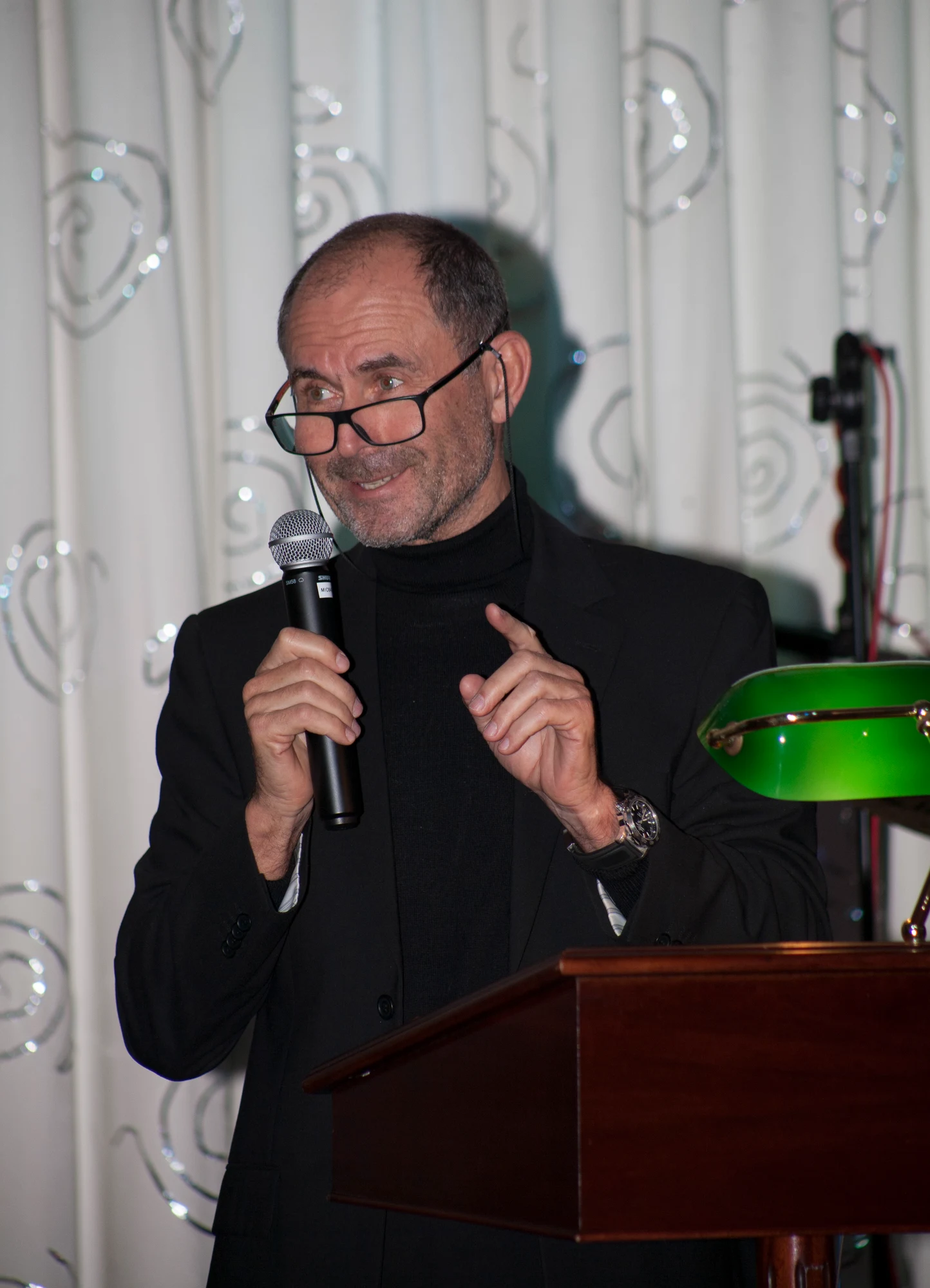 The guest speaker, Simon Susman, chairman of Woolworths